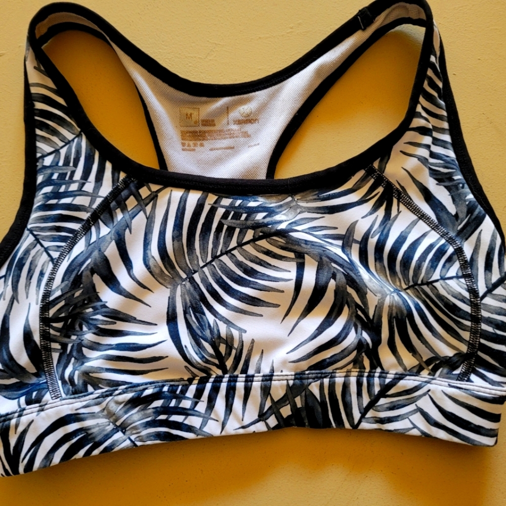 Sports Bra, Size M
